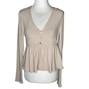 Altat’d State Ribbed Babydoll Cream Top Bishop Sleeves Size Medium NWT